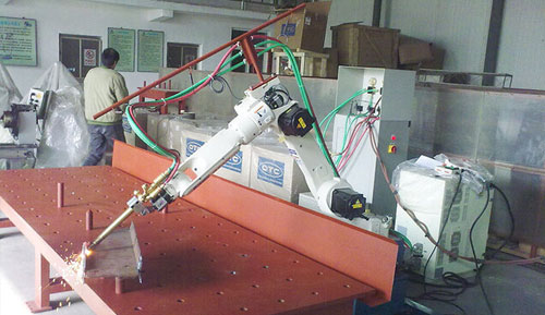 移动式机器人切割工作站